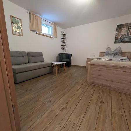 Apartment Souterrainwohnung