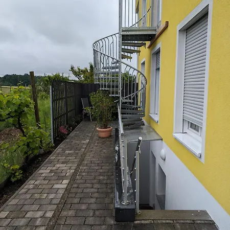 Apartment Souterrainwohnung